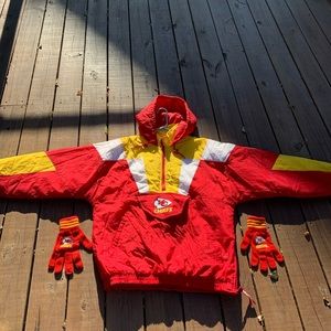 Kansas City Chiefs Coat w/ Matching Gloves